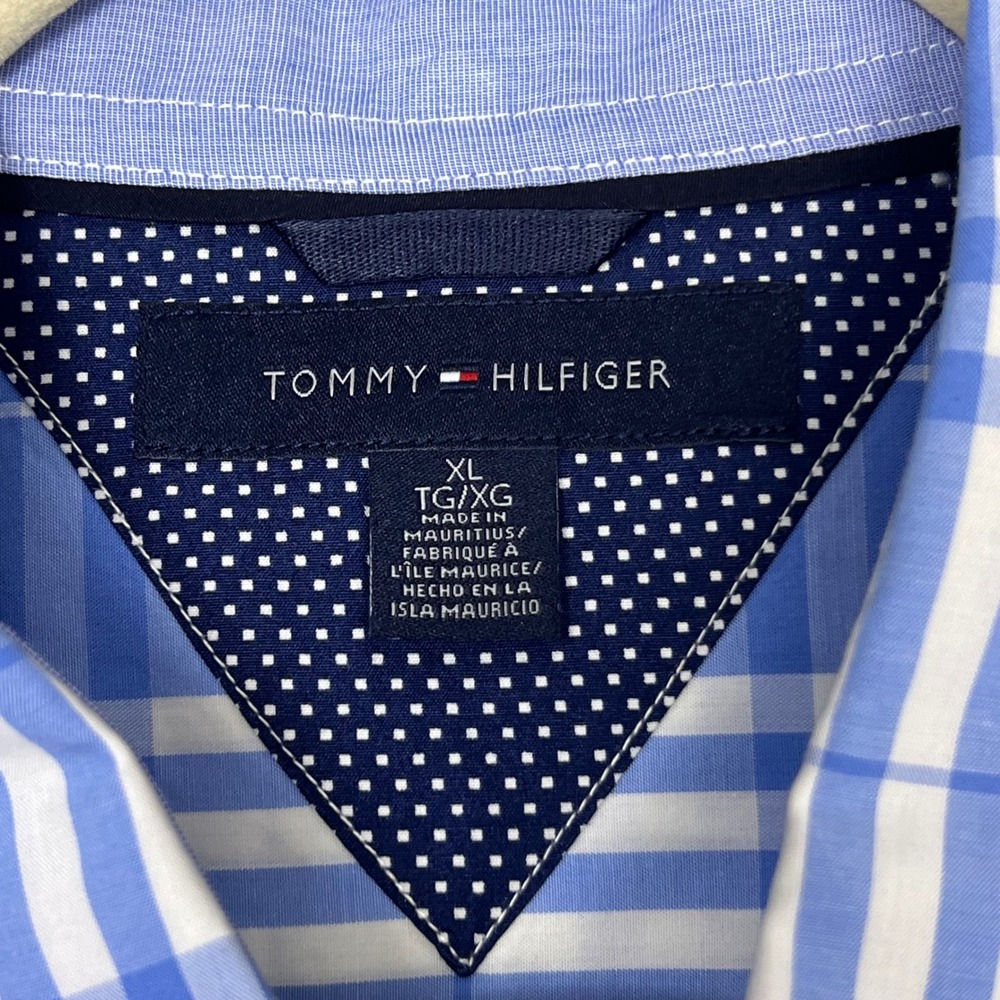 Tommy Hilfiger Button Down Shirt Mens XL Blue Plaid Excellent Long Sleeve Cotton - Picture 2 of 3